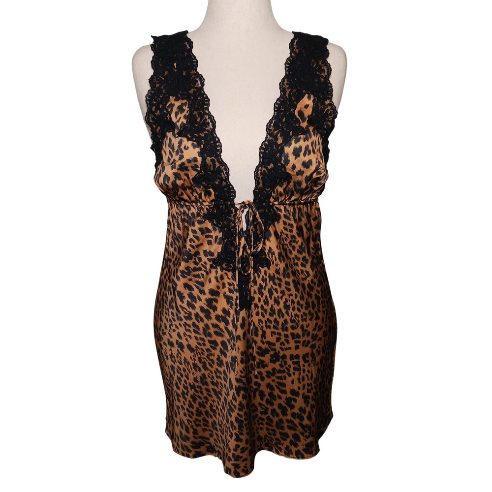 NWT Rumored Leopard Print Mini Dress with Black Lace Trim